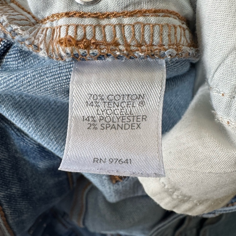 J.Jill Light Wash Denim Boyfriend Straight Leg Ankle Jean Womens 8 Mid Rise - Picture 6 of 6